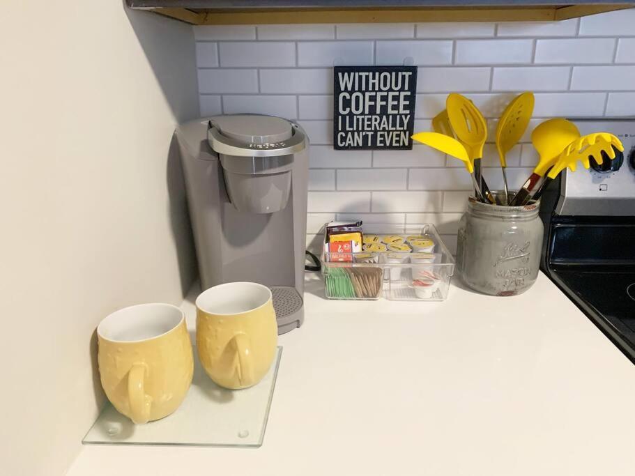 Beautiful 2Br Apt/Ewr Airport/King /Free Parking Newark Luaran gambar