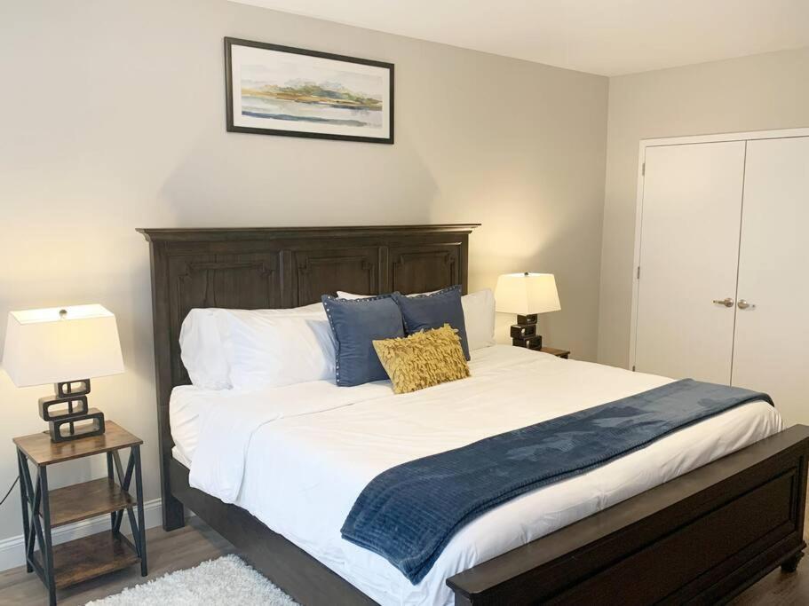 Beautiful 2Br Apt/Ewr Airport/King /Free Parking Newark Luaran gambar